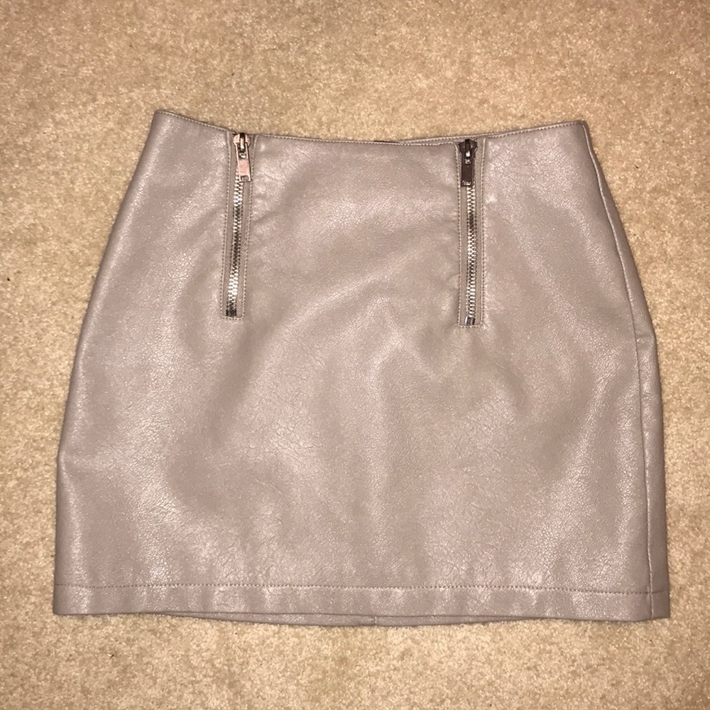 Leather skirt
